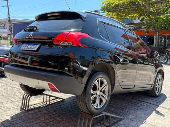 PEUGEOT-2008-2016