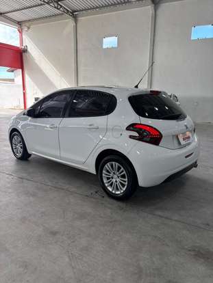 PEUGEOT-2008-2016