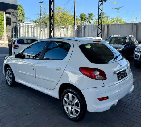 PEUGEOT-207-2014