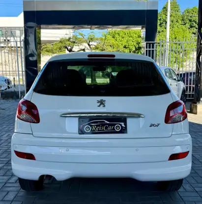 PEUGEOT-207-2014