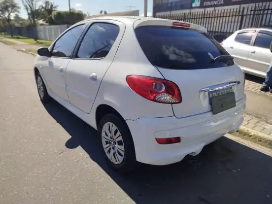 PEUGEOT-207-1.4 XR 8V FLEX 4P MANUAL PEUGEOT-207-2011