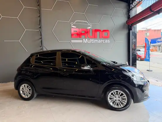 PEUGEOT-208-2016