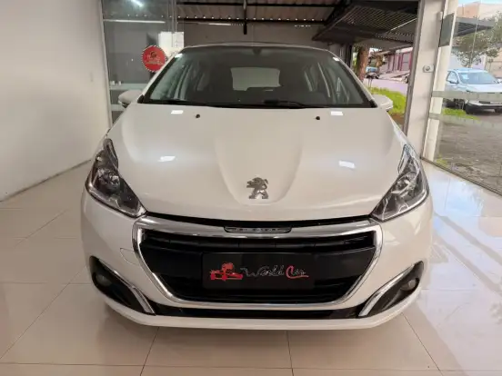 PEUGEOT-208-2017