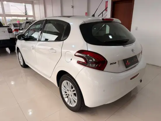 PEUGEOT-208-1.2 ALLURE 12V FLEX 4P MANUAL PEUGEOT-208-2017