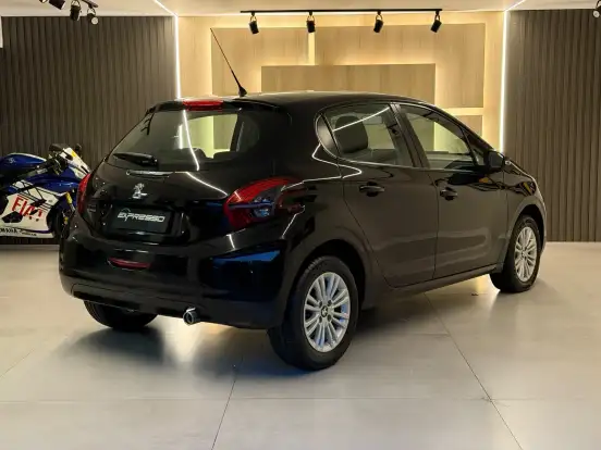 PEUGEOT-208-1.6 ACTIVE PACK 16V FLEX 4P AUTOMÁTICO PEUGEOT-208-2018