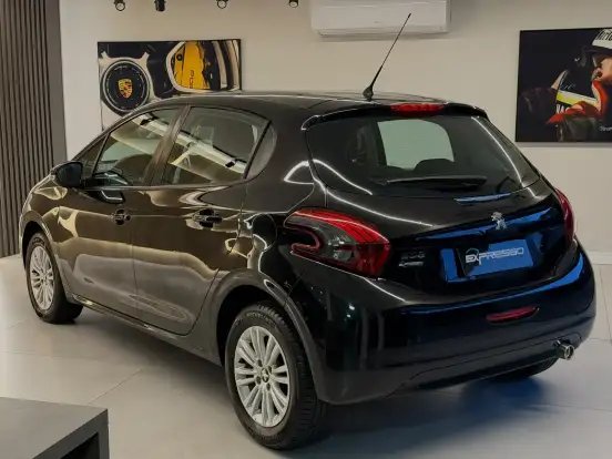 PEUGEOT-208-1.6 ACTIVE PACK 16V FLEX 4P AUTOMÁTICO PEUGEOT-208-2018