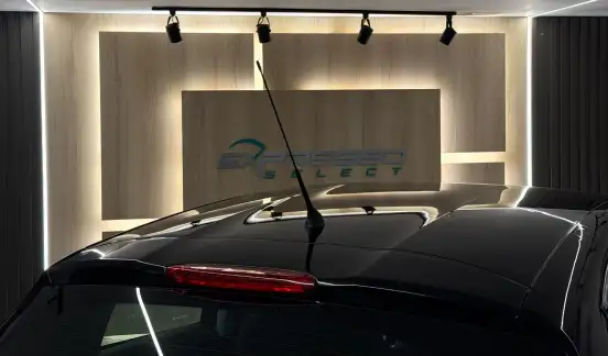 PEUGEOT-208-2018