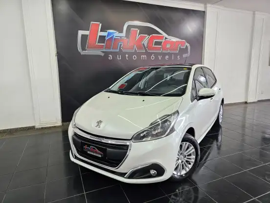 PEUGEOT-208-2016