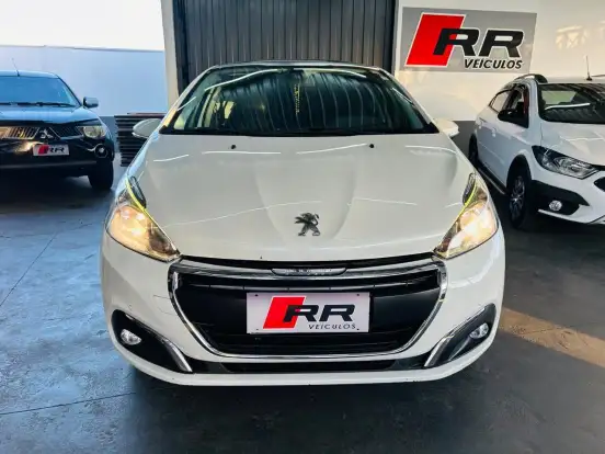 PEUGEOT-208-1.6 GRIFFE 16V FLEX 4P AUTOMÁTICO PEUGEOT-208-2017