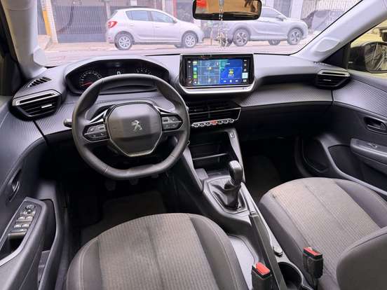 PEUGEOT-208-2023