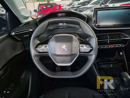 PEUGEOT-208-2022