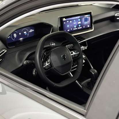 PEUGEOT-208-1.0 TURBO 200 FLEX ALLURE CVT PEUGEOT-208-2025