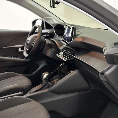 PEUGEOT-208-2025