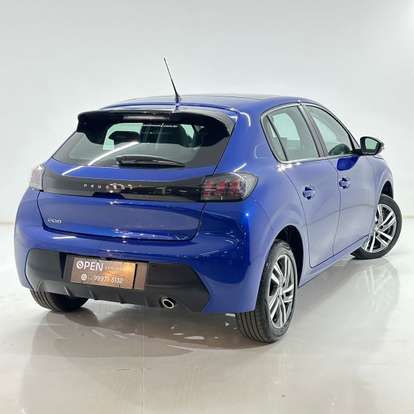 PEUGEOT-208-2024
