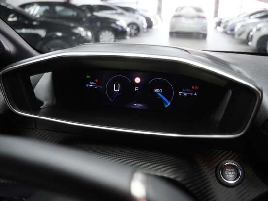 PEUGEOT-208-2025