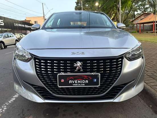 PEUGEOT-208-2022