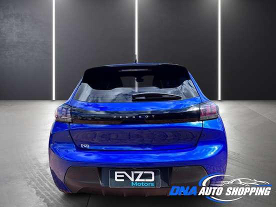 PEUGEOT-208-2022