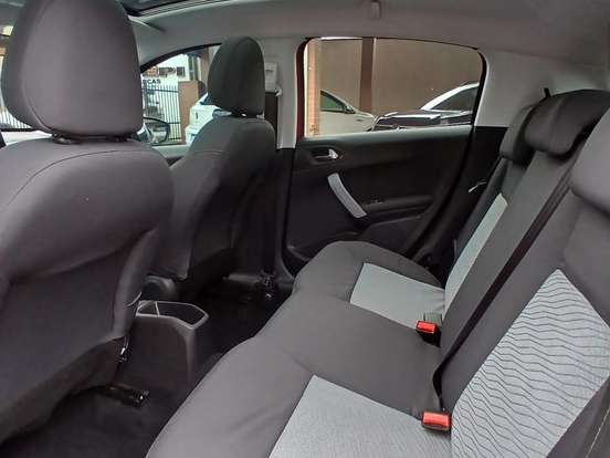 PEUGEOT-208-1.6 ALLURE 16V FLEX 4P AUTOMÁTICO PEUGEOT-208-2016
