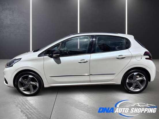PEUGEOT-208-1.6 GRIFFE 16V FLEX 4P AUTOMÁTICO PEUGEOT-208-2018