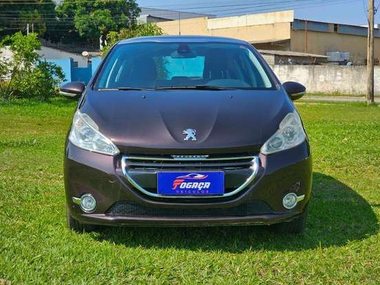 PEUGEOT-208-1.6 GRIFFE 16V FLEX 4P AUTOMÁTICO PEUGEOT-208-2013