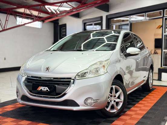 PEUGEOT-208-2013