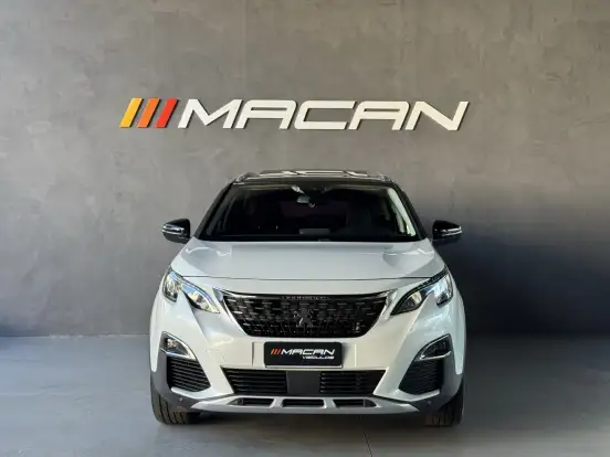 PEUGEOT-3008-2018