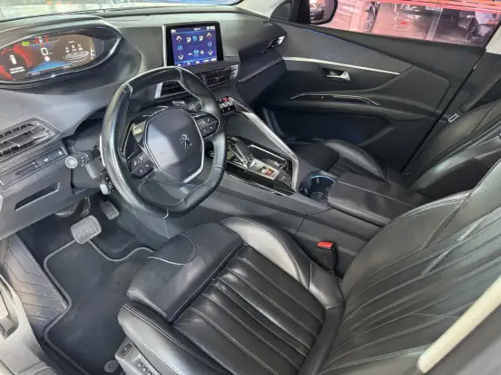 PEUGEOT-3008-1.6 GRIFFE THP 16V GASOLINA 4P AUTOMÁTICO PEUGEOT-3008-2018