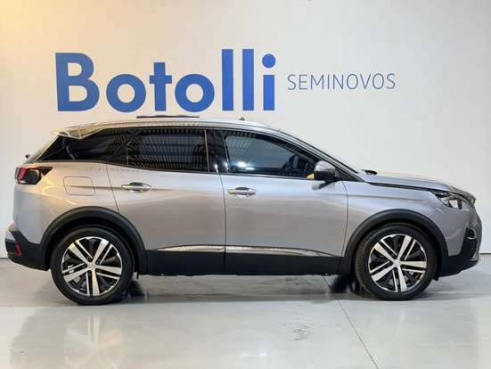 PEUGEOT-3008-2017