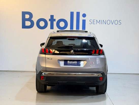 PEUGEOT-3008-2017