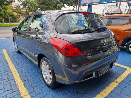 PEUGEOT-308-2013