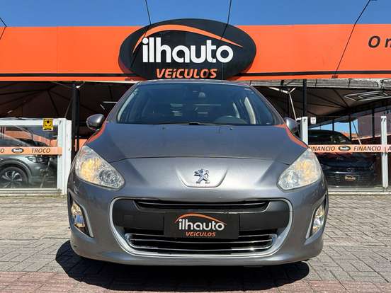 PEUGEOT-308-2012