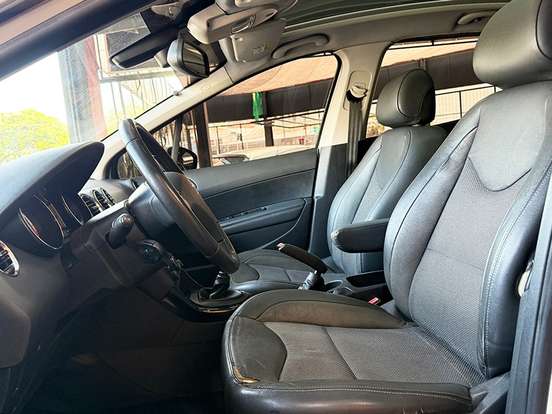 PEUGEOT-308-1.6 ALLURE 16V FLEX 4P MANUAL PEUGEOT-308-2015