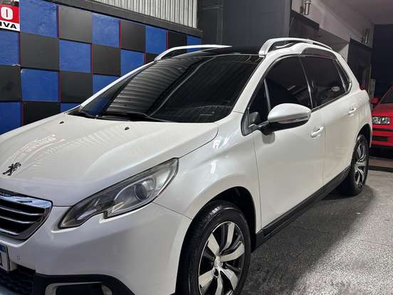 PEUGEOT-2008-1.6 16V FLEX GRIFFE 4P AUTOMÁTICO PEUGEOT-2008-2015