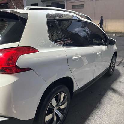 PEUGEOT-2008-2015