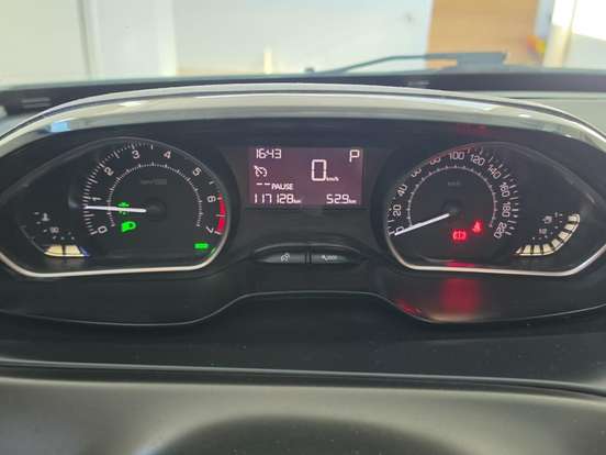 PEUGEOT-2008-1.6 16V FLEX GRIFFE 4P AUTOMÁTICO PEUGEOT-2008-2017