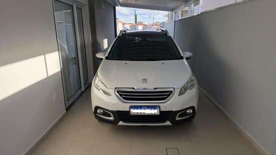 PEUGEOT-2008-2017