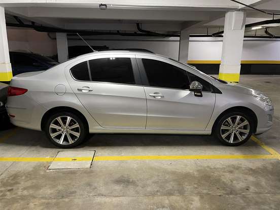 PEUGEOT-408-2015