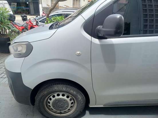 PEUGEOT-EXPERT-2018