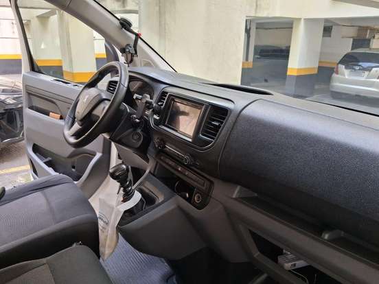 PEUGEOT-EXPERT-2019