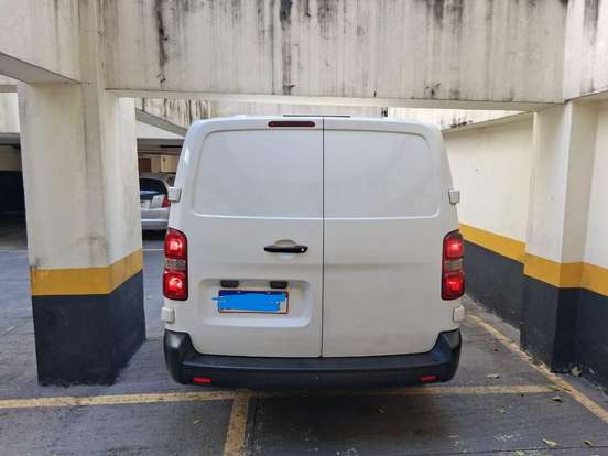 PEUGEOT-EXPERT-2019