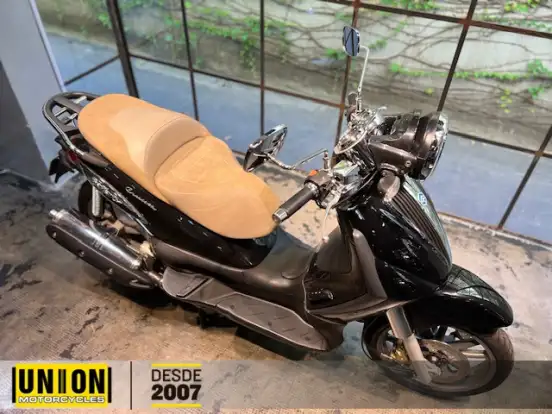 PIAGGIO-BEVERLY 500-2010
