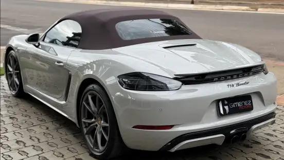 PORSCHE-718-2024