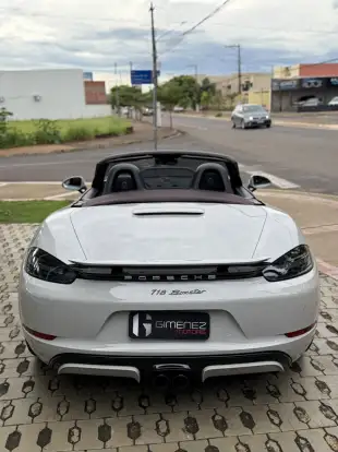 PORSCHE-718-2024