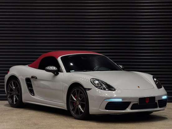 PORSCHE-718-2018