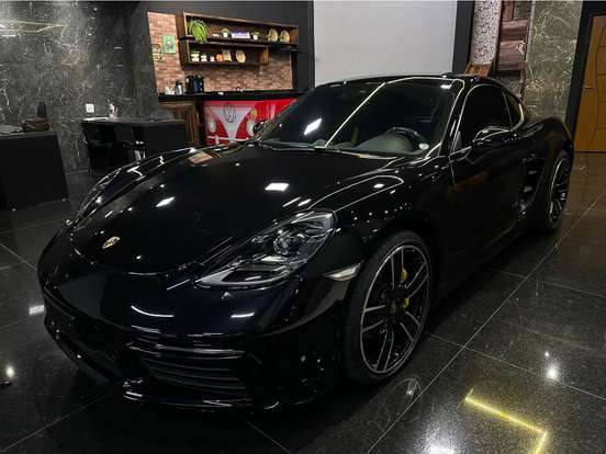 PORSCHE-718-2019