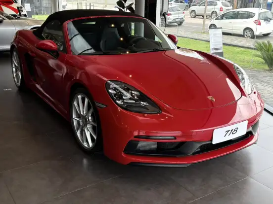 PORSCHE-718-2025