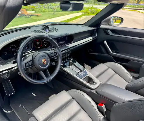 PORSCHE-911-2021