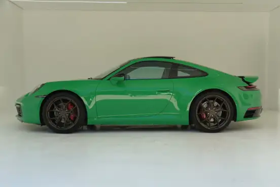 PORSCHE-911-2020