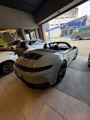 PORSCHE-911-2025