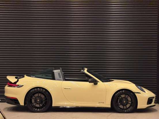 PORSCHE-911-2024